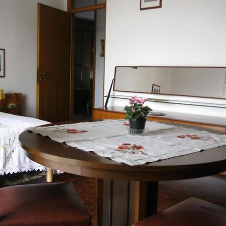 Malnate La Casa Dei Pini Bed & Breakfast エクステリア 写真