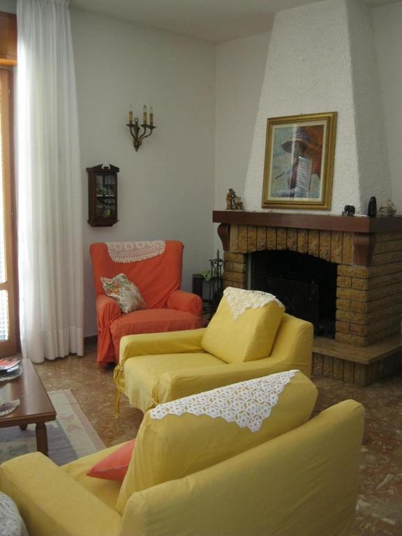 Malnate La Casa Dei Pini Bed & Breakfast エクステリア 写真