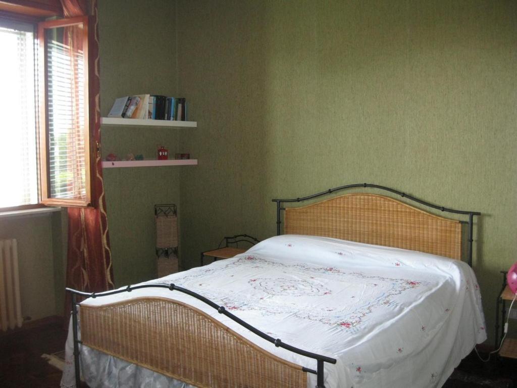 Malnate La Casa Dei Pini Bed & Breakfast エクステリア 写真